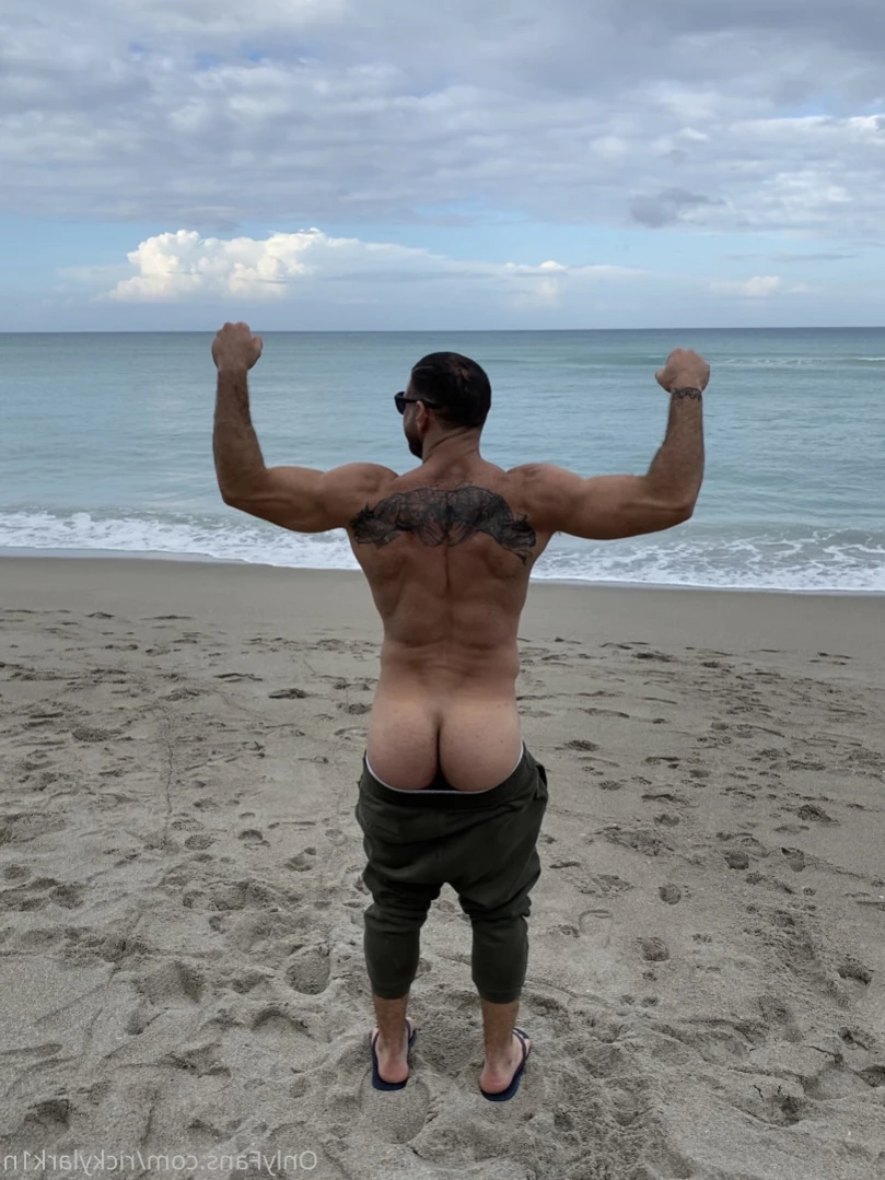 ricky larkin ♉️ [ rickylarkin ] Onlyfans leaked photo 14871772 on Hotleaks.tv