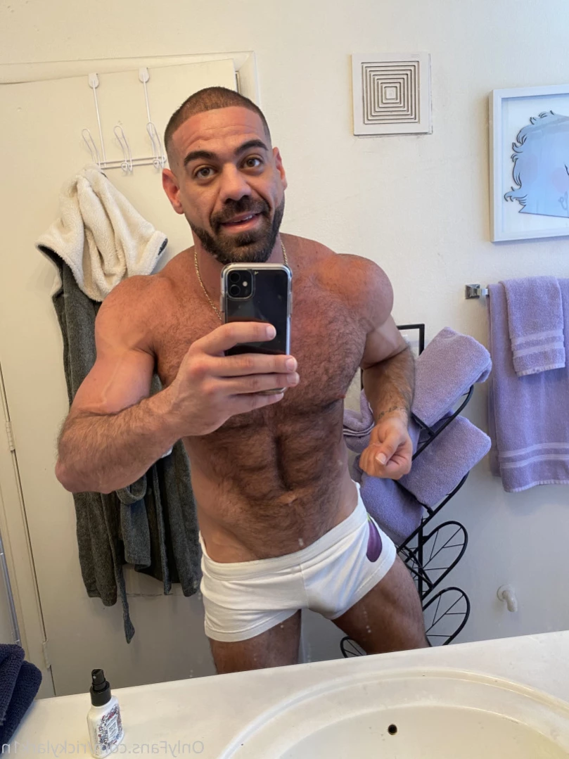 ricky larkin ♉️ [ rickylarkin ] Onlyfans leaked photo 15290512 on Hotleaks.tv