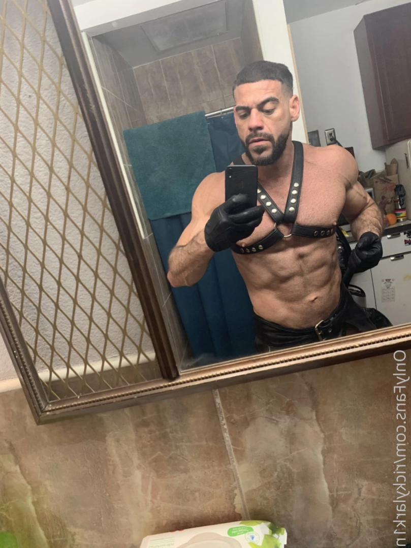ricky larkin ♉️ [ rickylarkin ] Onlyfans leaked photo 15474235 on Hotleaks.tv