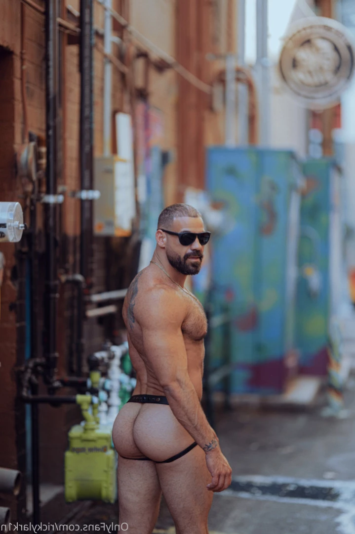 ricky larkin ♉️ [ rickylarkin ] Onlyfans leaked photo 15808692 on Hotleaks.tv