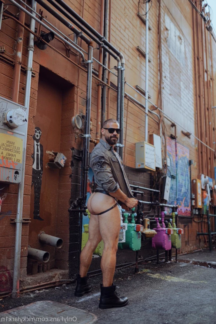 ricky larkin ♉️ [ rickylarkin ] Onlyfans leaked photo 16105759 on Hotleaks.tv