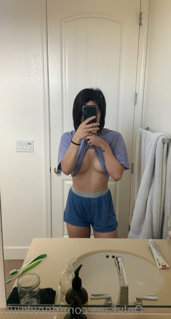 Rinny’s Video Store ♡ [ rinnykuun ] Onlyfans leaked photo 14976019 on Hotleaks.tv