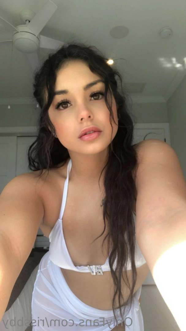 idontkissandtell [ rissbby ] Onlyfans leaked photo 12447199 on Hotleaks.tv