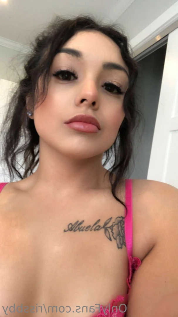 idontkissandtell [ rissbby ] Onlyfans leaked photo 13860902 on Hotleaks.tv