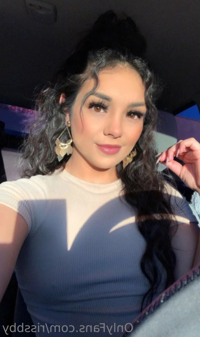 idontkissandtell [ rissbby ] Onlyfans leaked photo 13861022 on Hotleaks.tv
