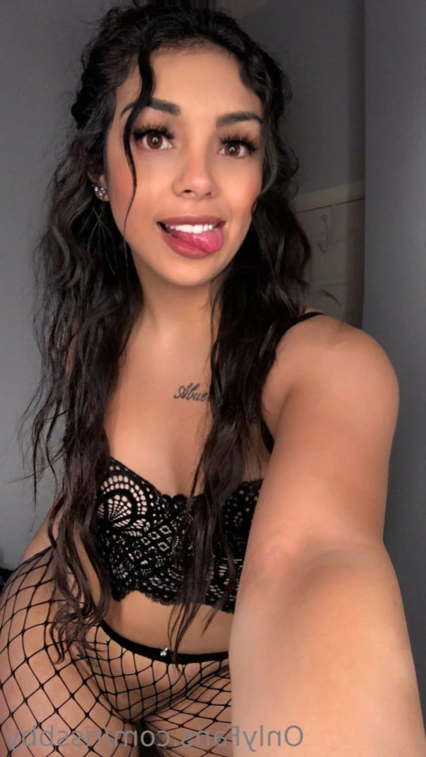 idontkissandtell [ rissbby ] Onlyfans leaked photo 14148877 on Hotleaks.tv