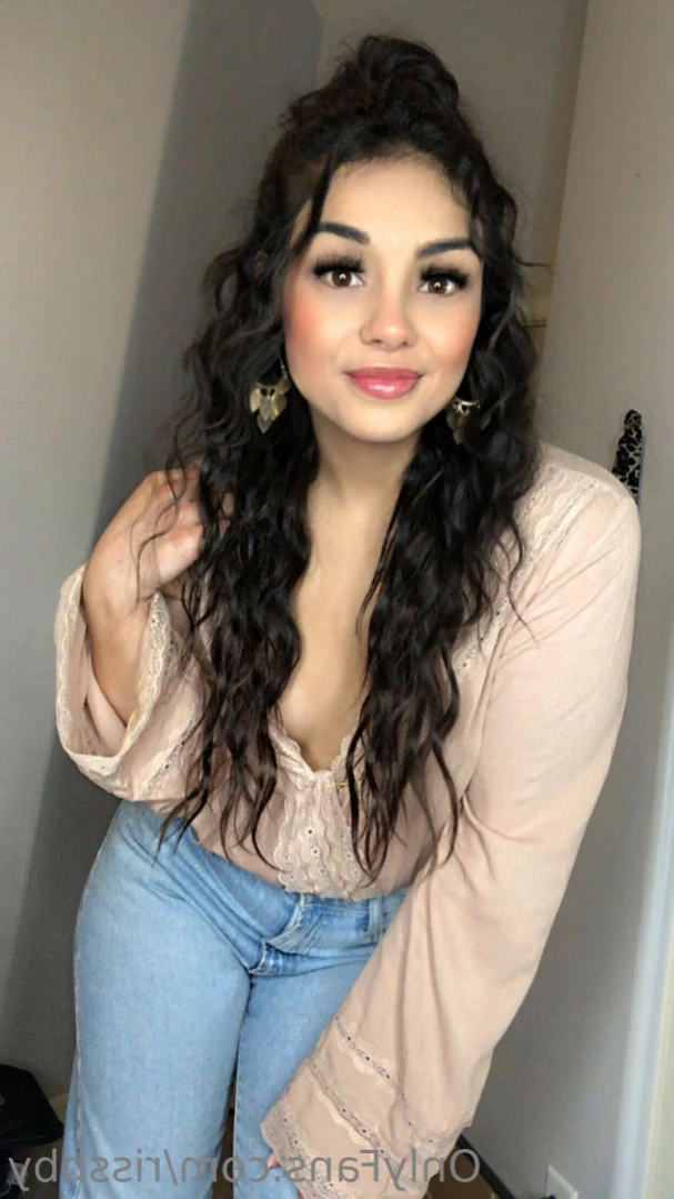idontkissandtell [ rissbby ] Onlyfans leaked photo 14210388 on Hotleaks.tv