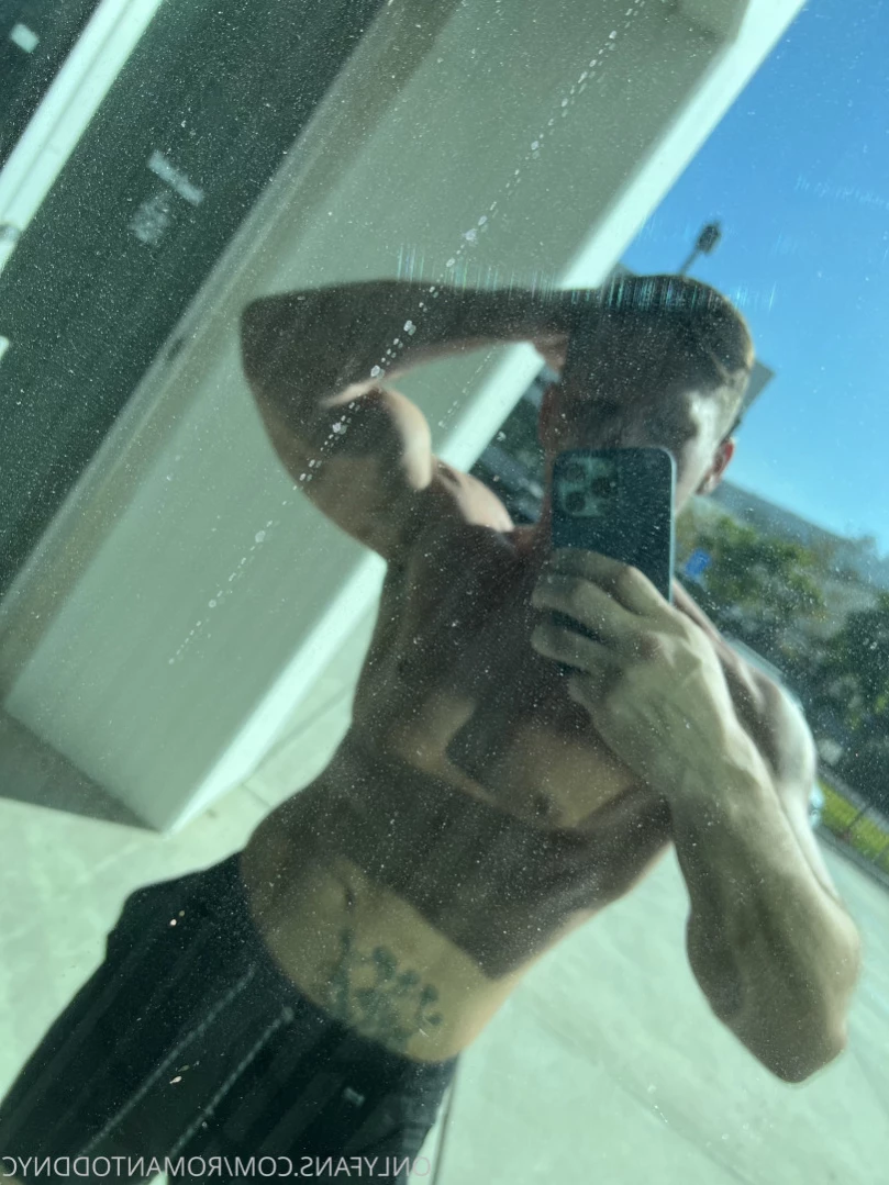 Roman Todd [ romantoddnyc ] Onlyfans leaked photo 13752836 on Hotleaks.tv