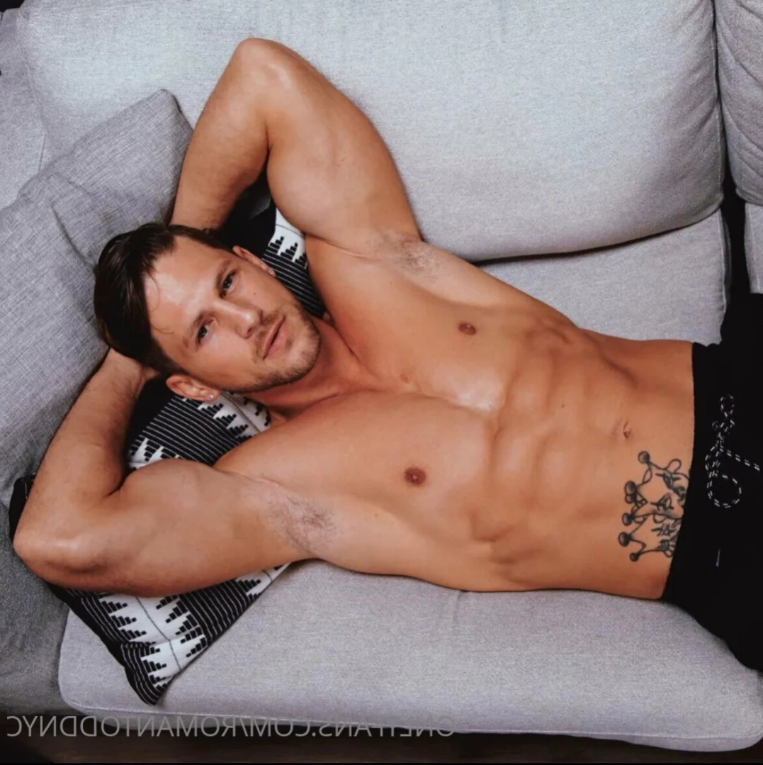Roman Todd [ romantoddnyc ] Onlyfans leaked photo 13752879 on Hotleaks.tv