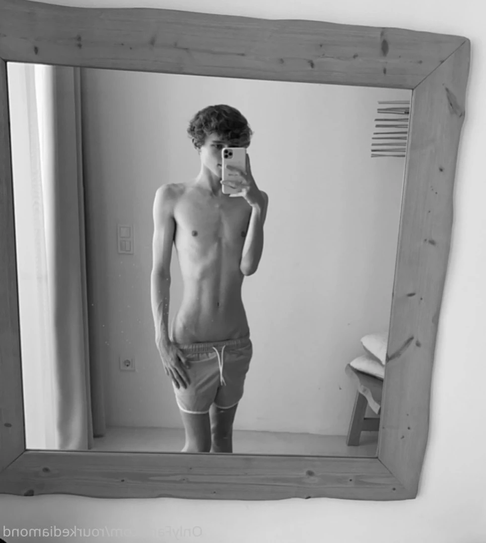 Rourke [ rourkediamond ] Onlyfans leaked photo 12199786 on Hotleaks.tv