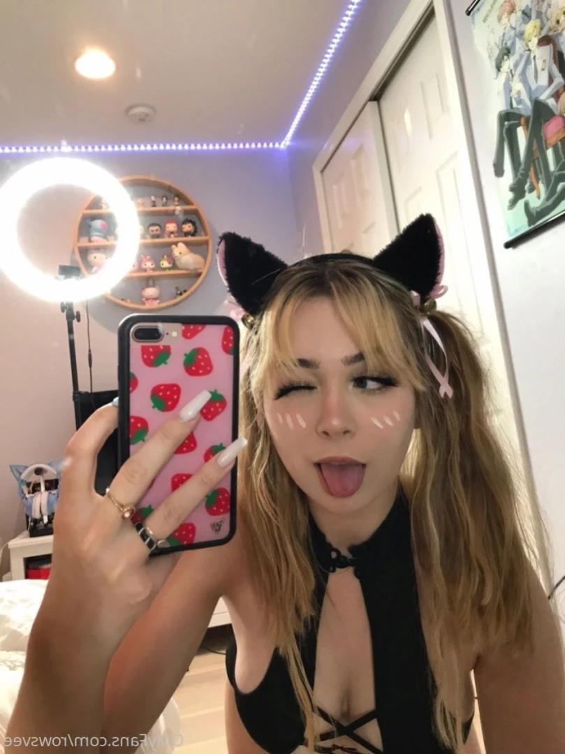 Rows [ rowsvee ] Onlyfans leaked photo 13692924 on Hotleaks.tv