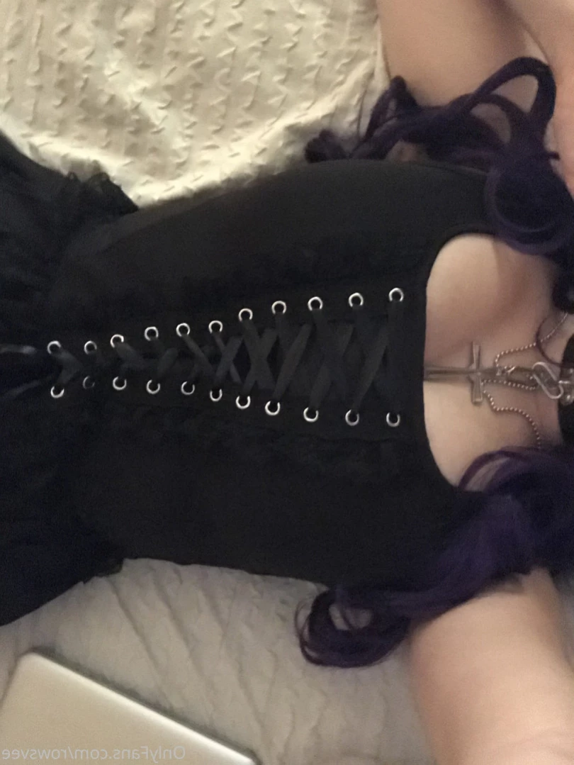 Rows [ rowsvee ] Onlyfans leaked photo 13749040 on Hotleaks.tv