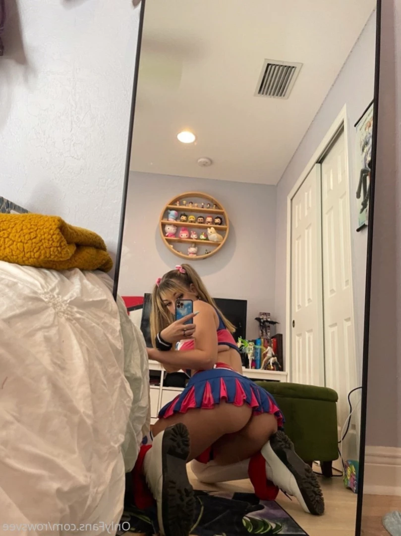 Rows [ rowsvee ] Onlyfans leaked photo 13786456 on Hotleaks.tv