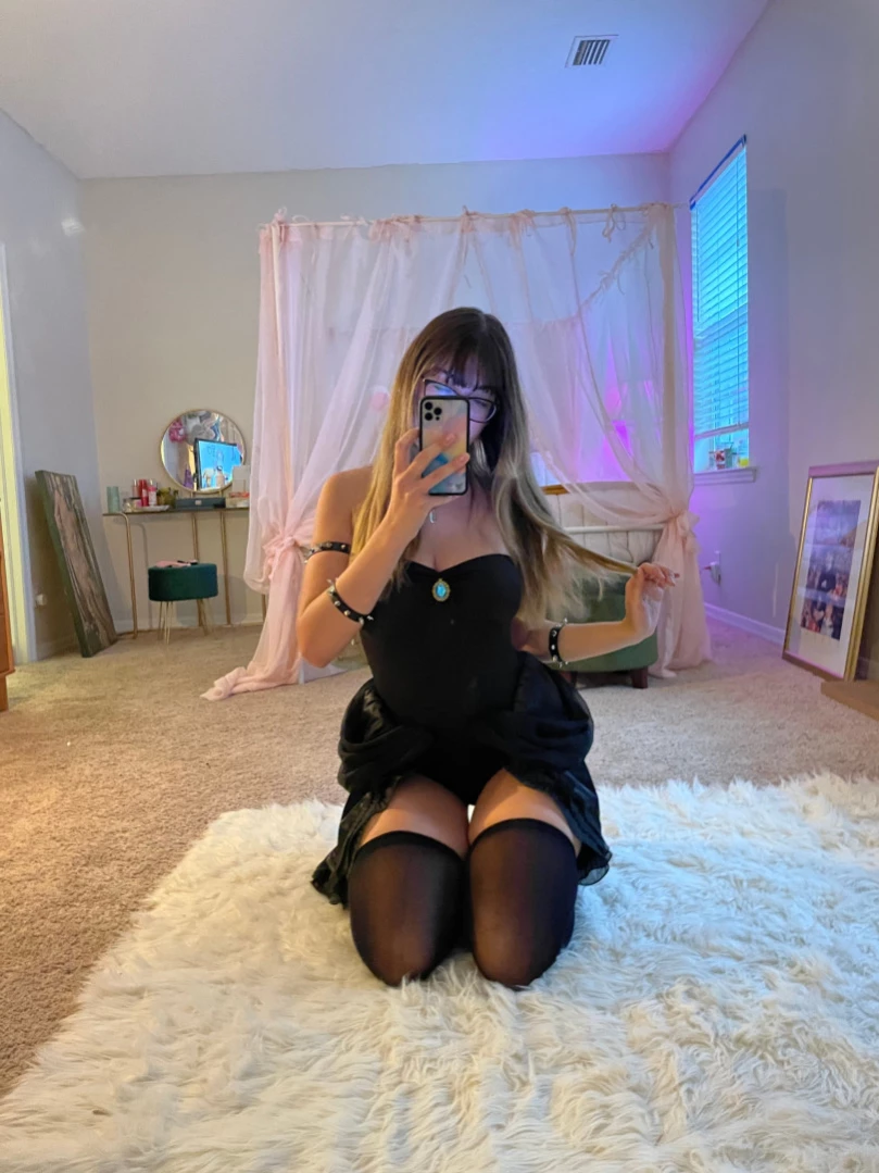 Rows [ rowsvee ] Onlyfans leaked photo 14452707 on Hotleaks.tv