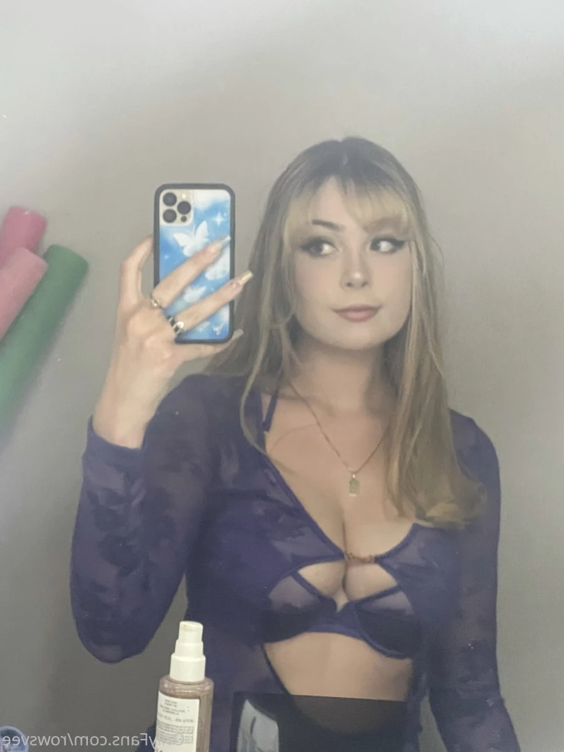 Rows [ rowsvee ] Onlyfans leaked photo 14542012 on Hotleaks.tv