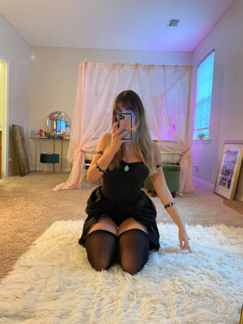 Rows [ rowsvee ] Onlyfans leaked photo 15332343 on Hotleaks.tv