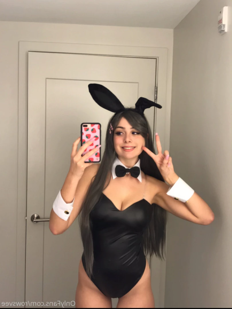 Rows [ rowsvee ] Onlyfans leaked photo 15349819 on Hotleaks.tv