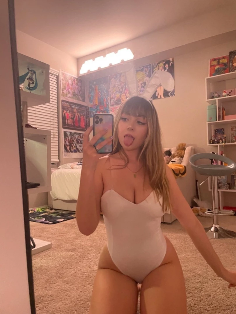 Rows [ rowsvee ] Onlyfans leaked photo 15849723 on Hotleaks.tv
