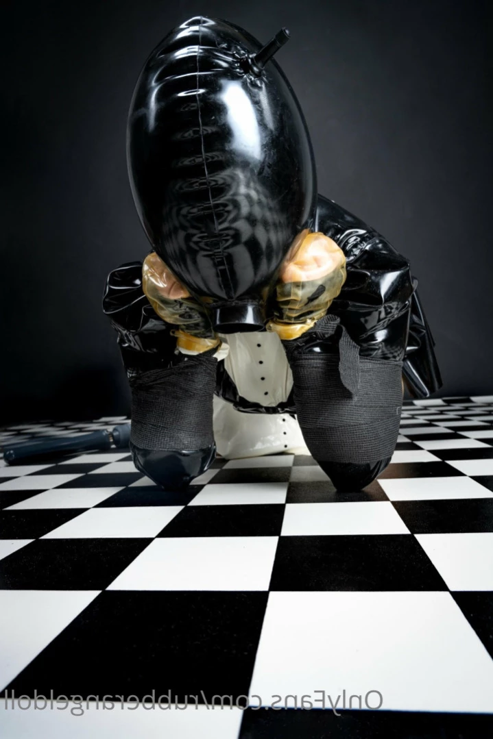 Rubber Angel Doll ♣️♥️ [ rubberangeldoll ] Onlyfans leaked photo 13801565 on Hotleaks.tv