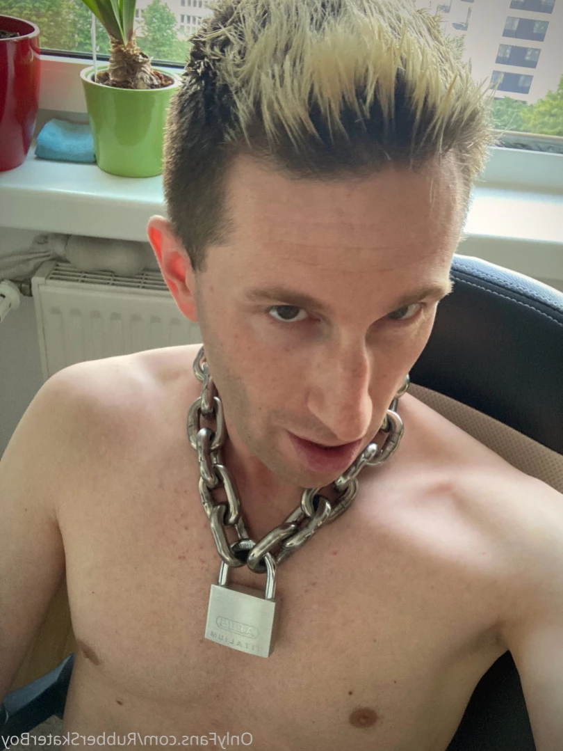 rubberskaterboy Onlyfans leaked photo 10921936 on Hotleaks.tv