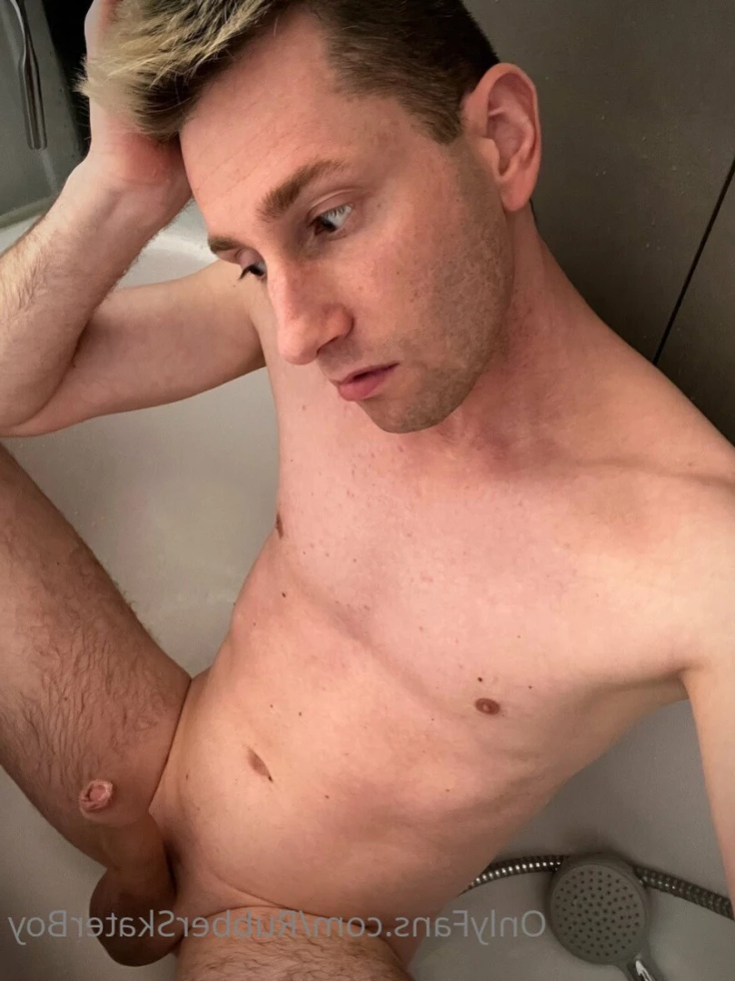 rubberskaterboy Onlyfans leaked photo 10931461 on Hotleaks.tv