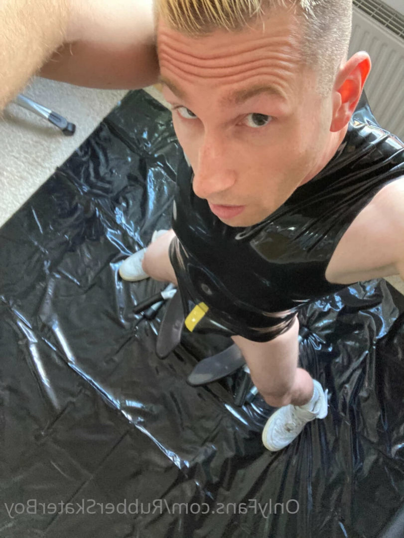 rubberskaterboy Onlyfans leaked photo 11443680 on Hotleaks.tv