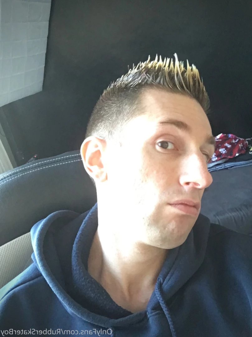 rubberskaterboy Onlyfans leaked photo 11444957 on Hotleaks.tv