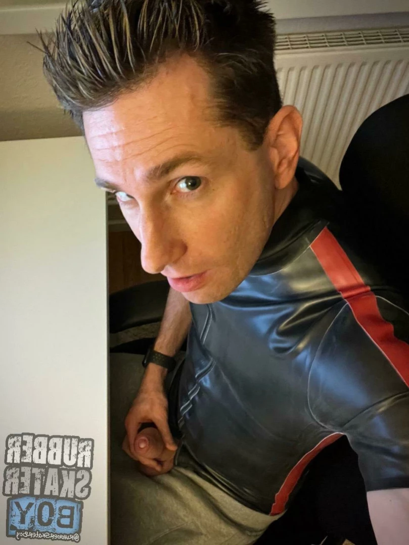rubberskaterboy Onlyfans leaked photo 11615997 on Hotleaks.tv