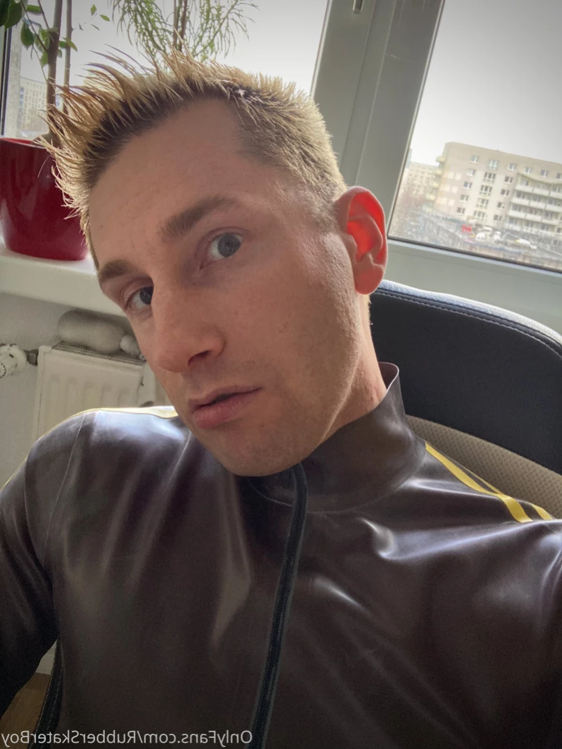 rubberskaterboy Onlyfans leaked photo 11898429 on Hotleaks.tv