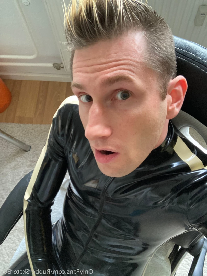 rubberskaterboy Onlyfans leaked photo 11944538 on Hotleaks.tv