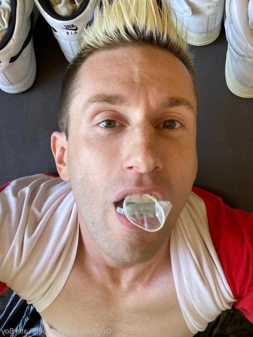 rubberskaterboy Onlyfans leaked photo 11945072 on Hotleaks.tv
