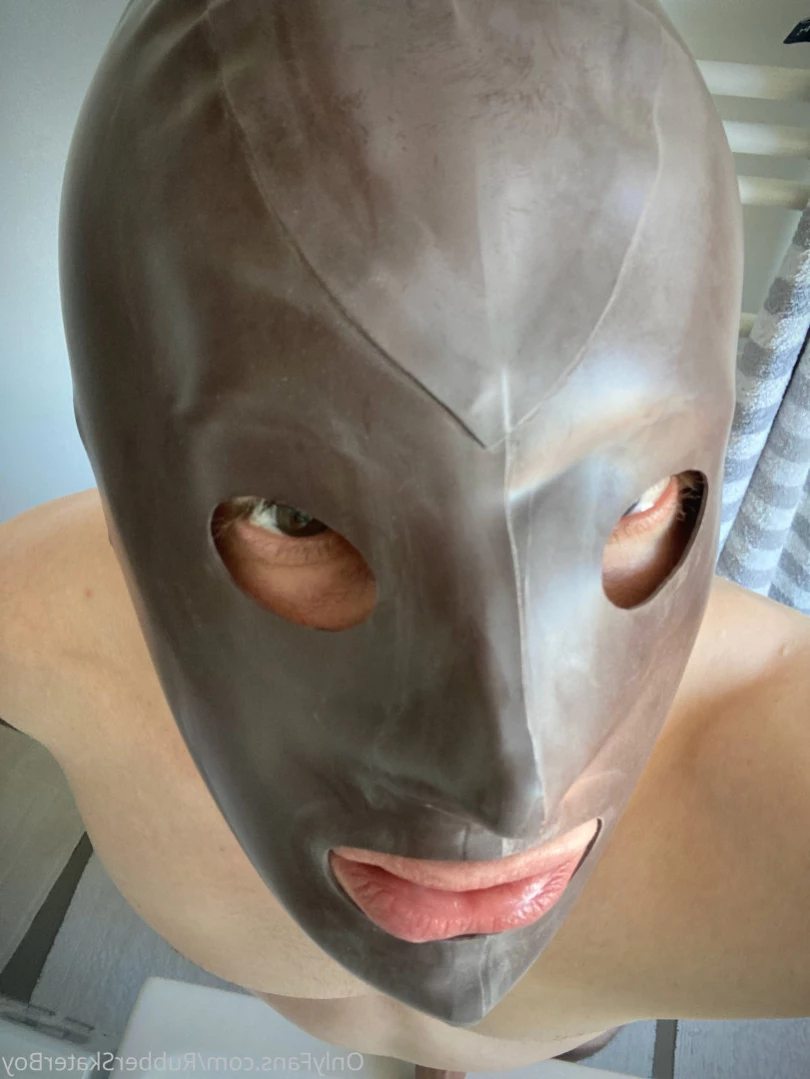 rubberskaterboy Onlyfans leaked photo 11945319 on Hotleaks.tv