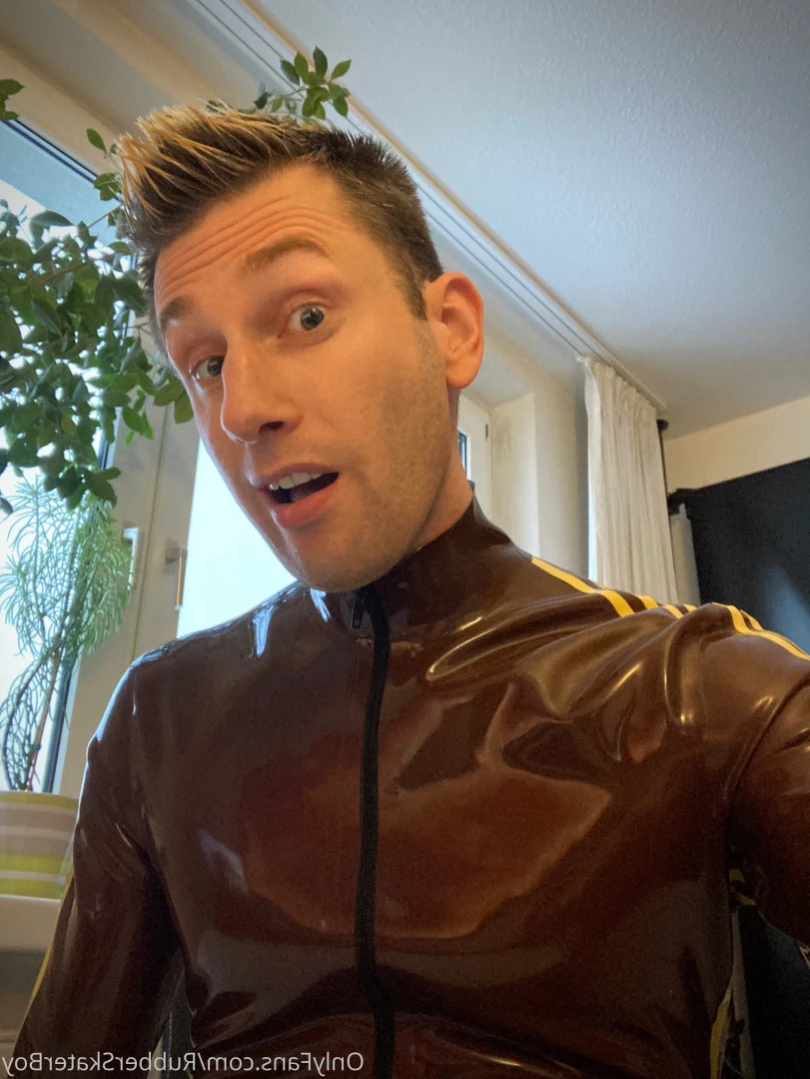 rubberskaterboy Onlyfans leaked photo 11945594 on Hotleaks.tv