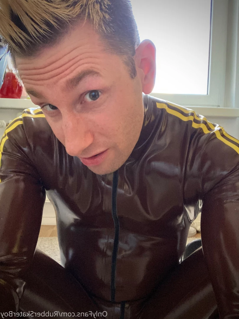 rubberskaterboy Onlyfans leaked photo 12134058 on Hotleaks.tv