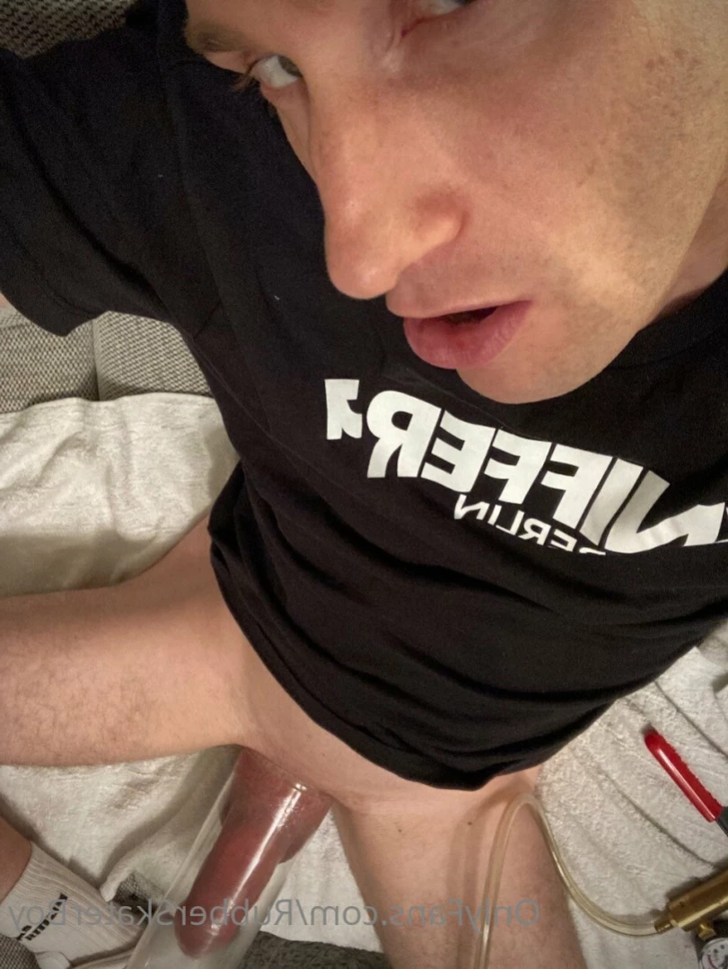 rubberskaterboy Onlyfans leaked photo 12201777 on Hotleaks.tv