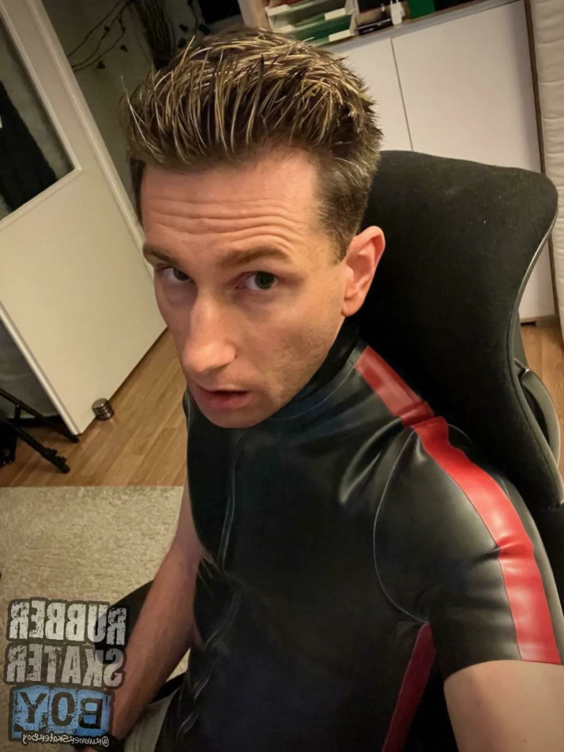 rubberskaterboy Onlyfans leaked photo 12491416 on Hotleaks.tv