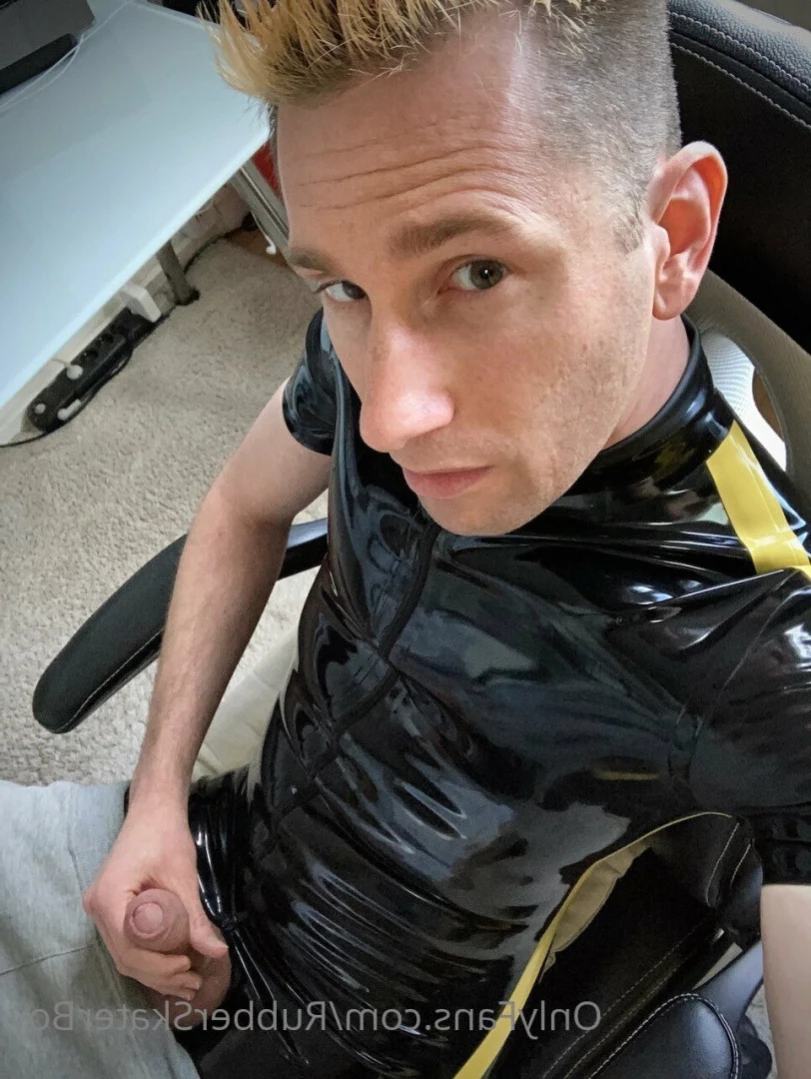 rubberskaterboy Onlyfans leaked photo 12514726 on Hotleaks.tv