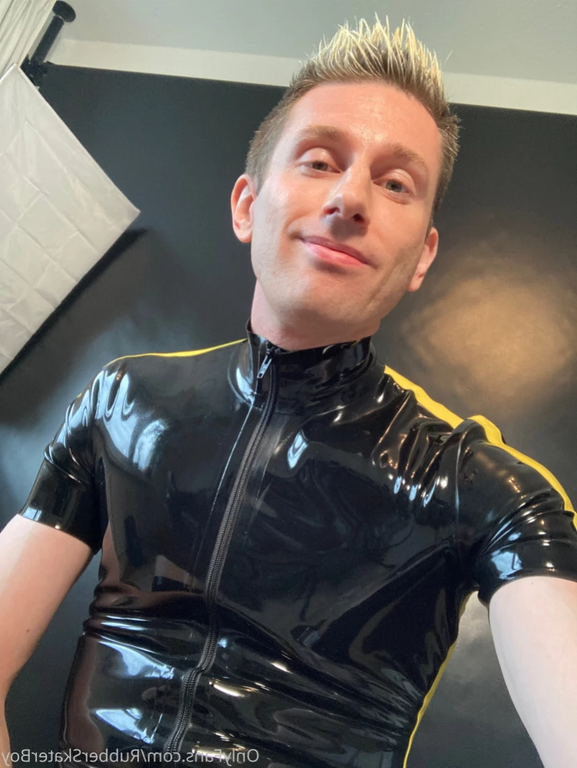 rubberskaterboy Onlyfans leaked photo 12543646 on Hotleaks.tv
