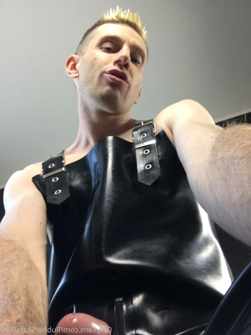 rubberskaterboy Onlyfans leaked photo 12622888 on Hotleaks.tv