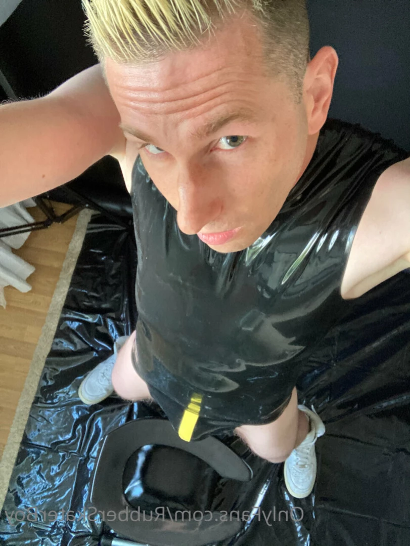rubberskaterboy Onlyfans leaked photo 12633834 on Hotleaks.tv