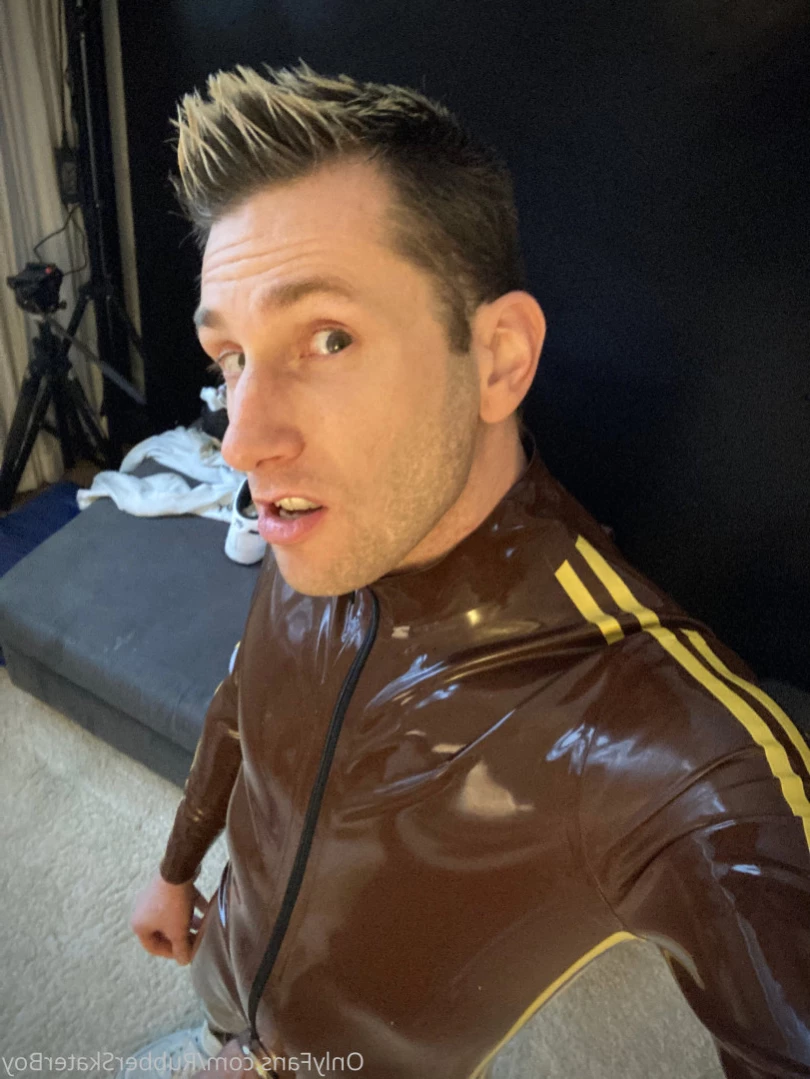 rubberskaterboy Onlyfans leaked photo 12657613 on Hotleaks.tv