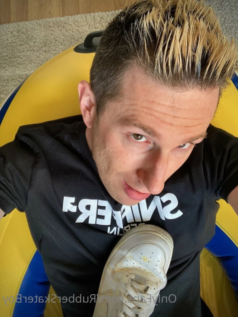 rubberskaterboy Onlyfans leaked photo 12735166 on Hotleaks.tv