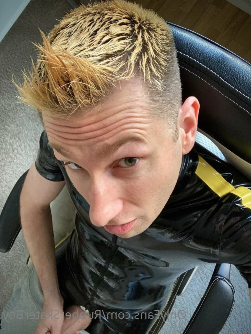 rubberskaterboy Onlyfans leaked photo 12951073 on Hotleaks.tv