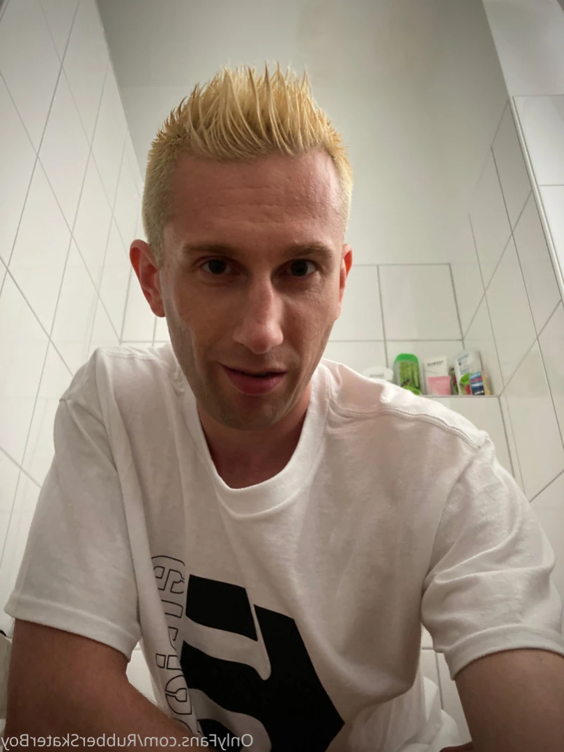 rubberskaterboy Onlyfans leaked photo 13192467 on Hotleaks.tv