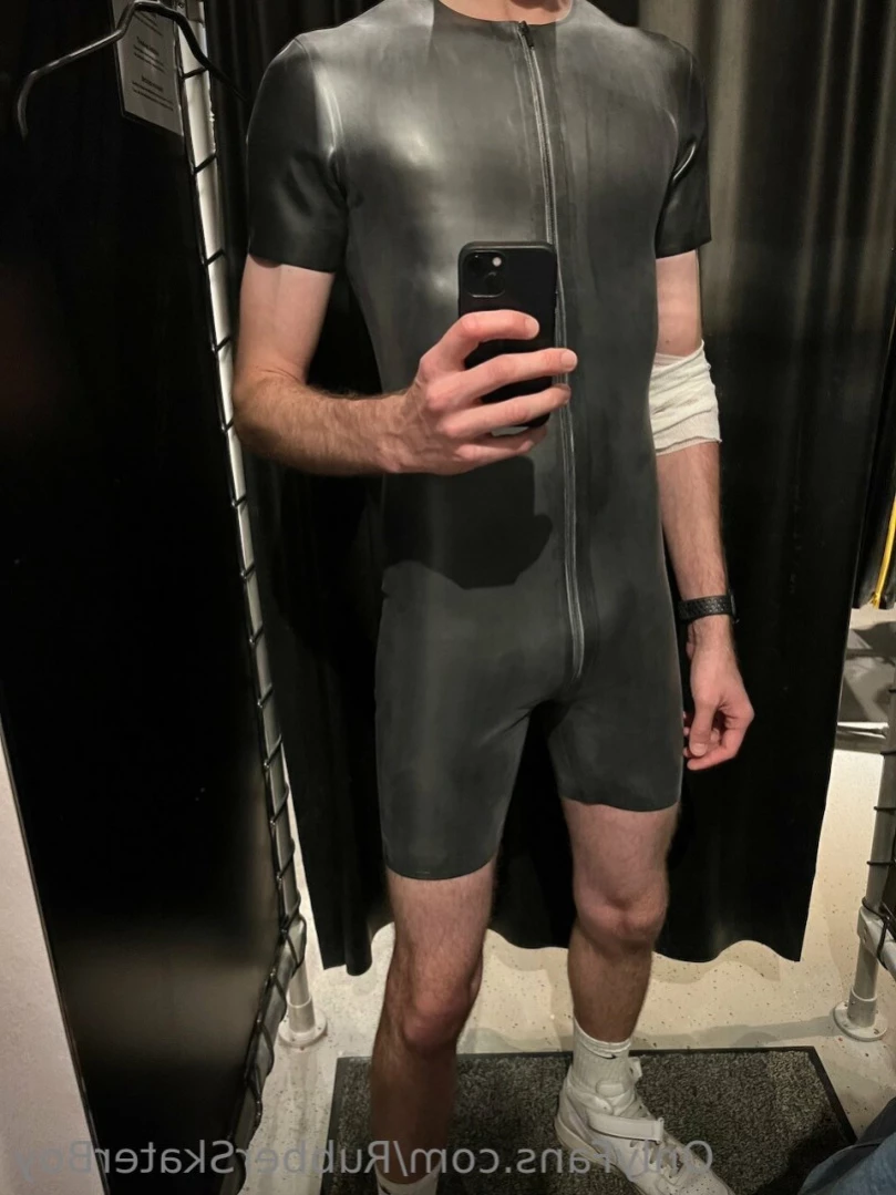 rubberskaterboy Onlyfans leaked photo 13778068 on Hotleaks.tv