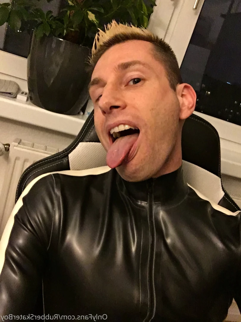 rubberskaterboy Onlyfans leaked photo 13779198 on Hotleaks.tv