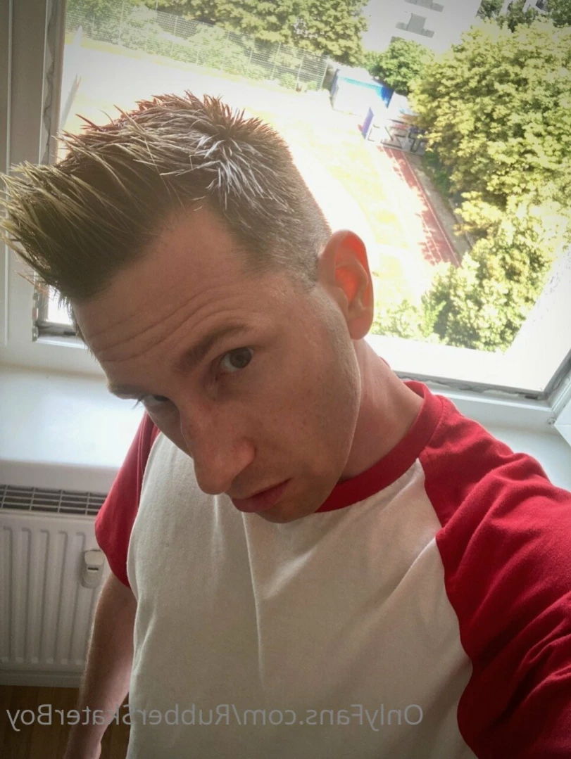 rubberskaterboy Onlyfans leaked photo 13779627 on Hotleaks.tv