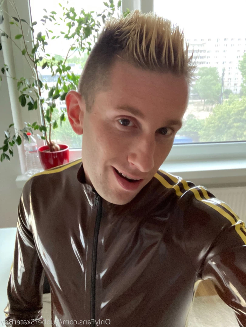 rubberskaterboy Onlyfans leaked photo 13780390 on Hotleaks.tv