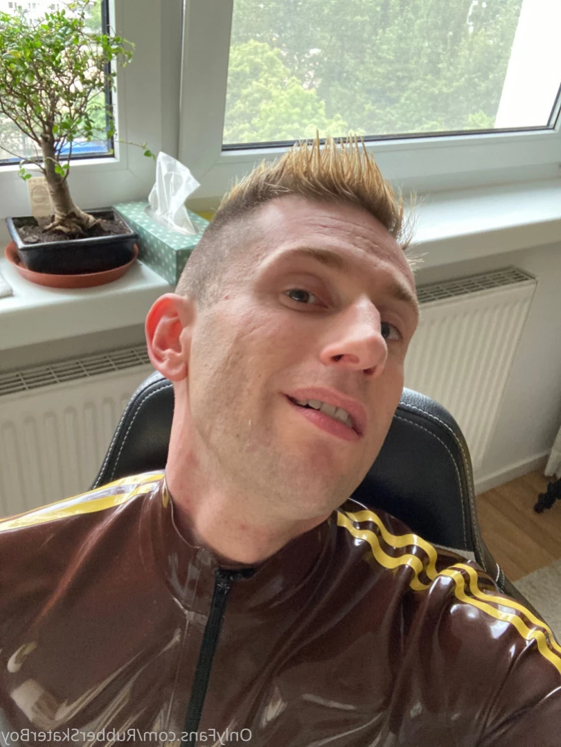 rubberskaterboy Onlyfans leaked photo 13783834 on Hotleaks.tv