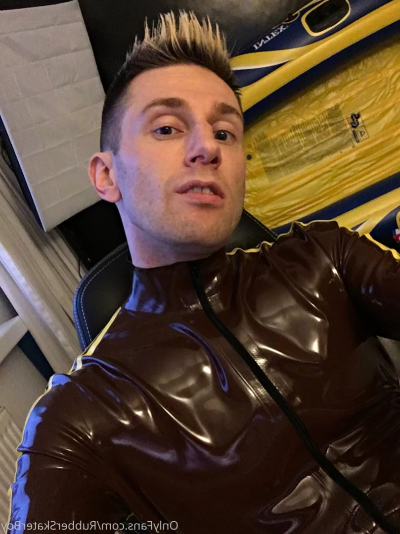 rubberskaterboy Onlyfans leaked photo 13784292 on Hotleaks.tv